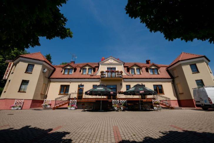 Hotel Palacowa Narol Exterior photo